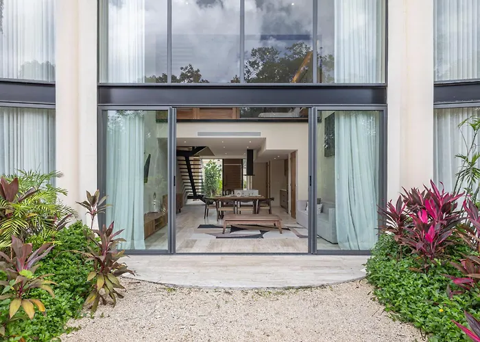 Mistiq Apartment